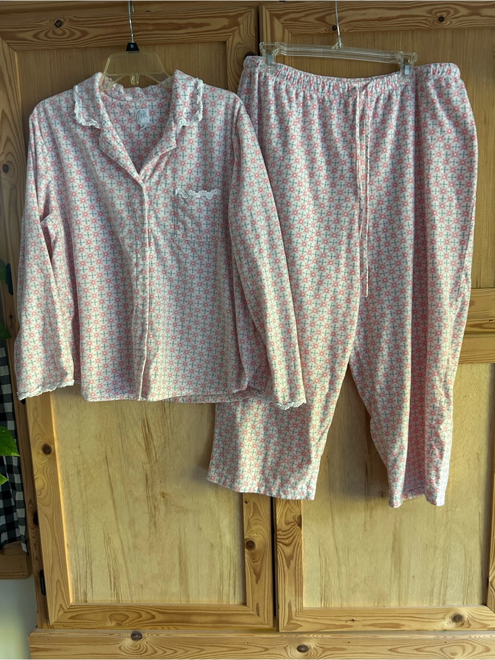 Aria Pink Floral Long-Sleeve Pajama Set